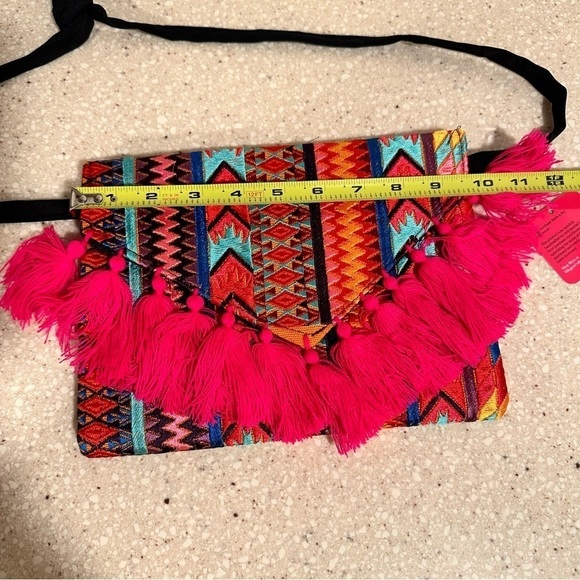 Ethnic Boho Crossbody Bag Handmade Embroidery Tassels Chic Vibrant Colorful NEW - Picture 13 of 16